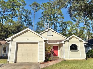 146 Lakeside Cir, Sanford, FL 32773