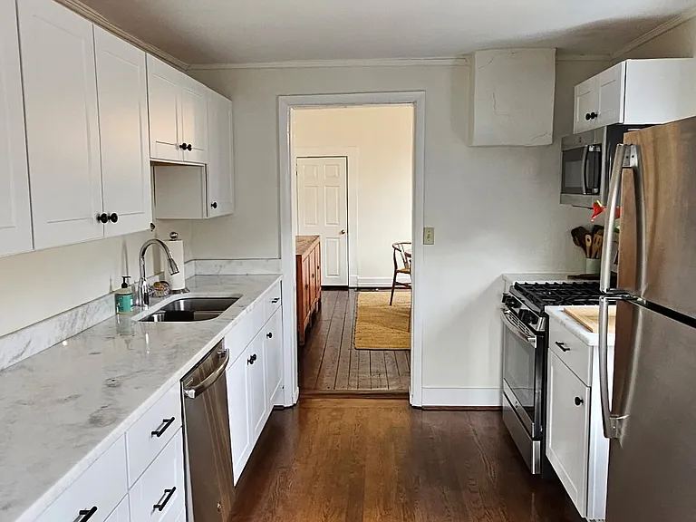 213 E 3rd St — Photo 3