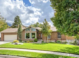 9722 S Buttonwood Cir, Sandy, UT 84092