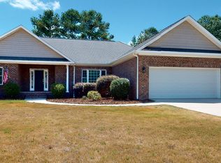 23 Spearhead Dr, Whispering Pines, NC 28327