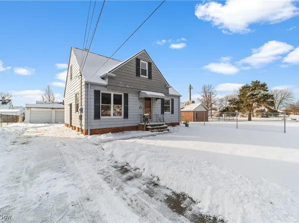 16379 Hummel Rd, Brookpark, OH 44142