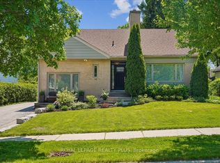 42 Roseview Ave, Richmond Hill, ON L4C 1C7
