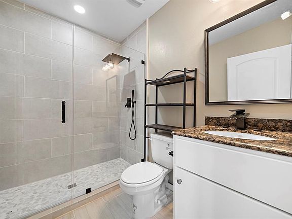 5th image of 9830 Rockcrest Dr