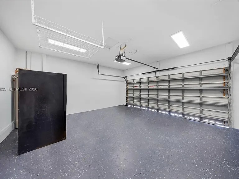 1538 Tamarind Ct — Photo 30