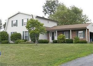 1st image of 10 Sugarbush Way