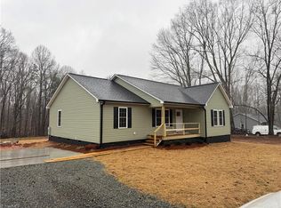 2557 Low Bridge Rd, Liberty, NC 27298