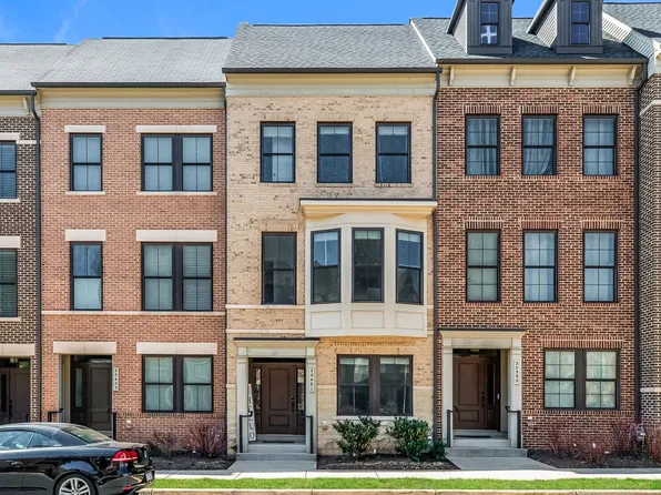 20401 Codman Dr, Ashburn, VA 20147