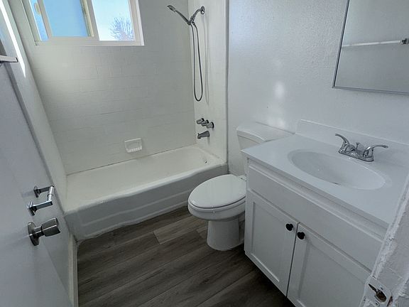 5th image of 878 Pennsylvania Ave APT 12