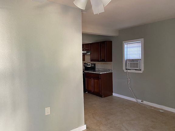 Living room / Kitchen