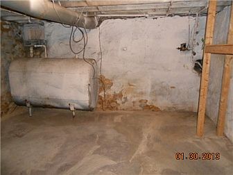 2nd image of 556 Elm St