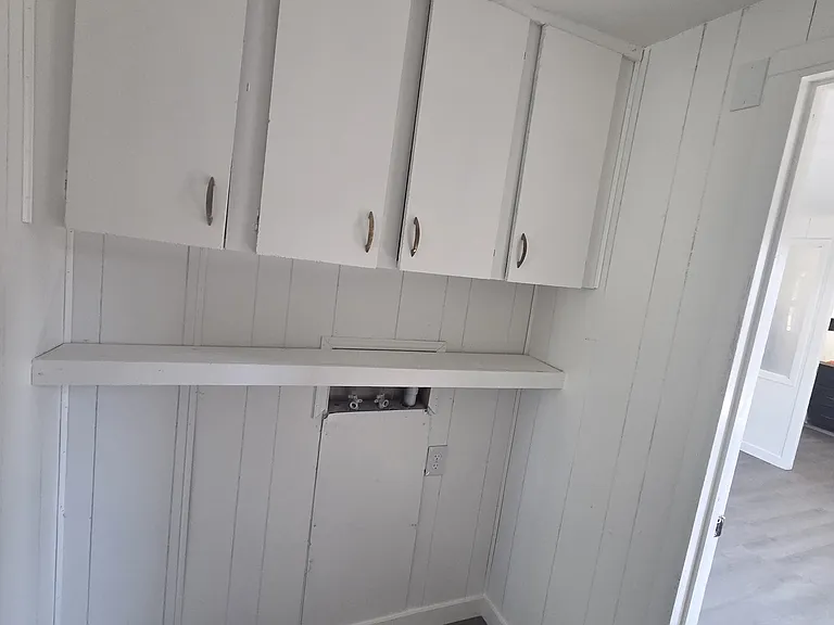 408 E 47th St #2 — Photo 8