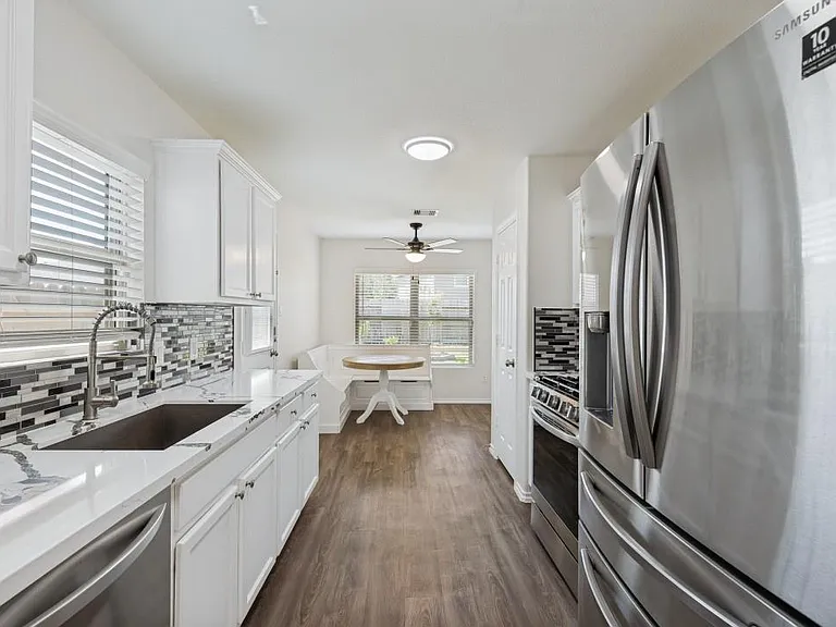 1235 Blue Hazel Ct — Photo 11
