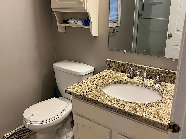 19 Pinecrest Vlg #19 — Photo 11