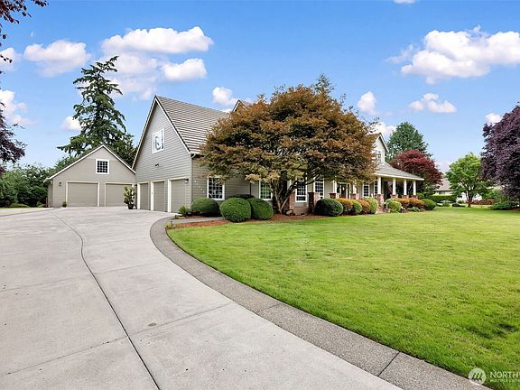 2nd image of 25715 NE 74th Court