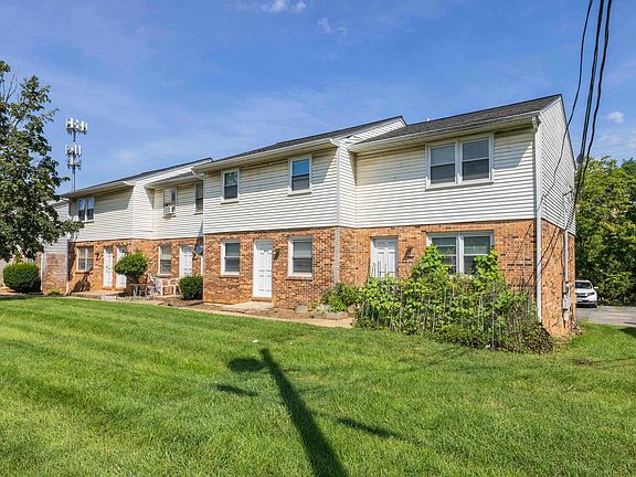 5th image of 95 Dutch Mill Ct