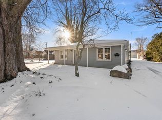 1136 Summit St, New Haven, IN 46774