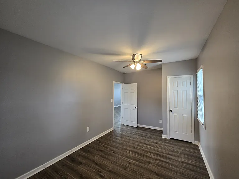 9340 Moffat Ave — Photo 14