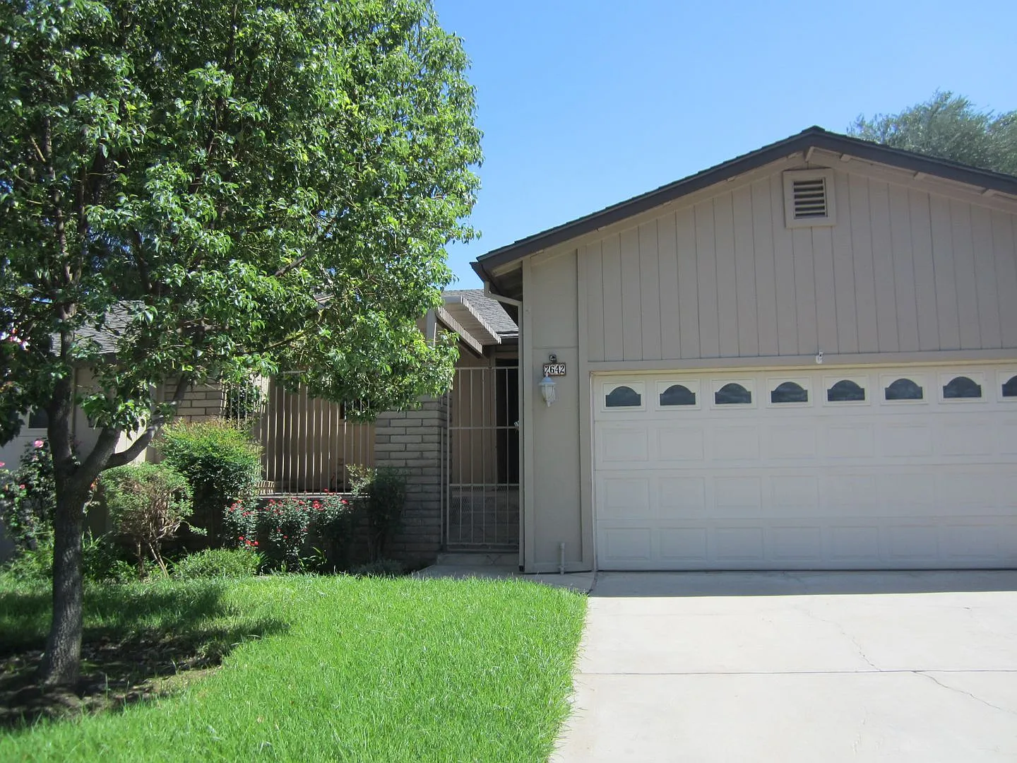 Palm Terrace Condo — Photo 2