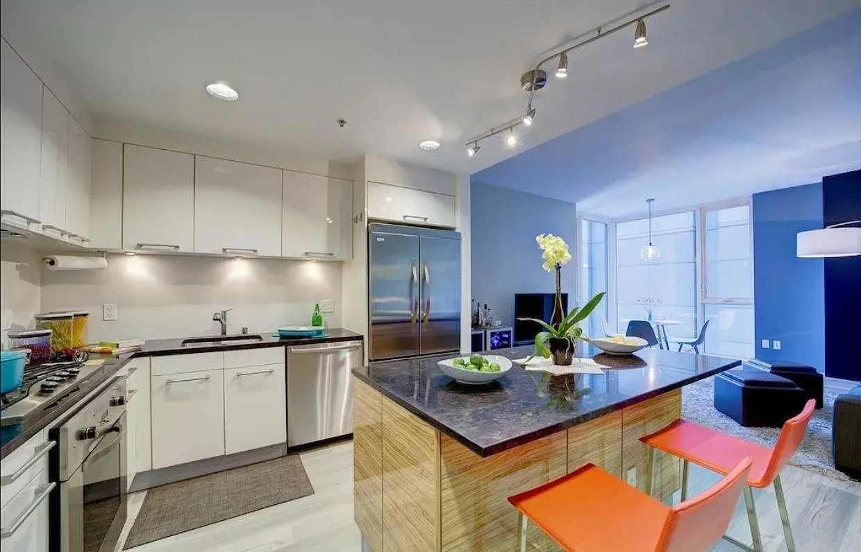 631 Folsom St — Photo 3