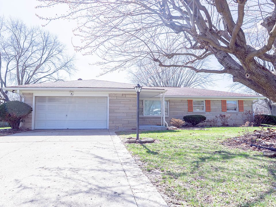 1st image of 137 E Hill Valley Dr