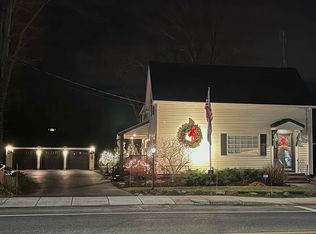 64 W Main St, Georgetown, MA 01833