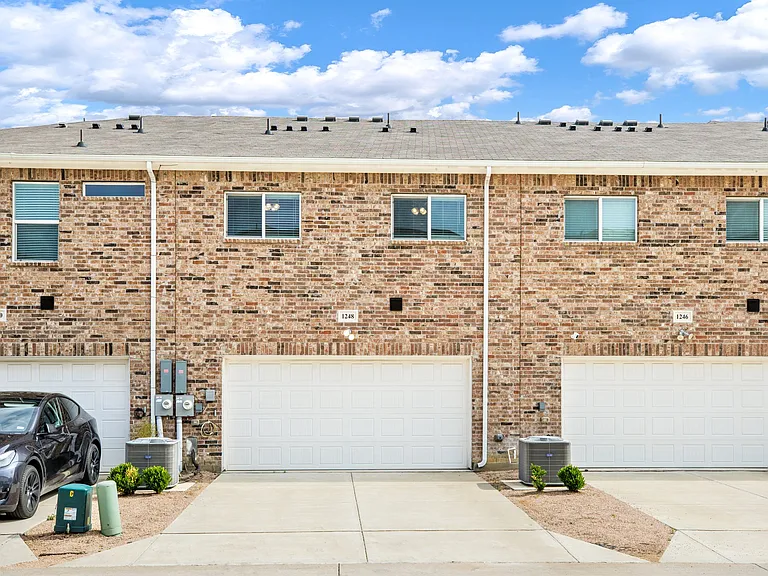 1248 Jones Trl — Photo 17