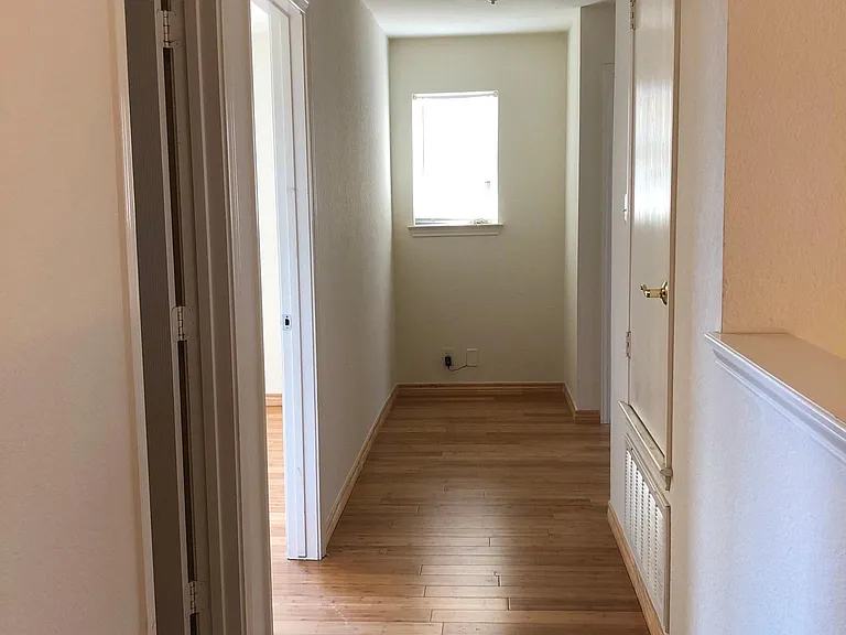 220 Calixto Ct — Photo 11