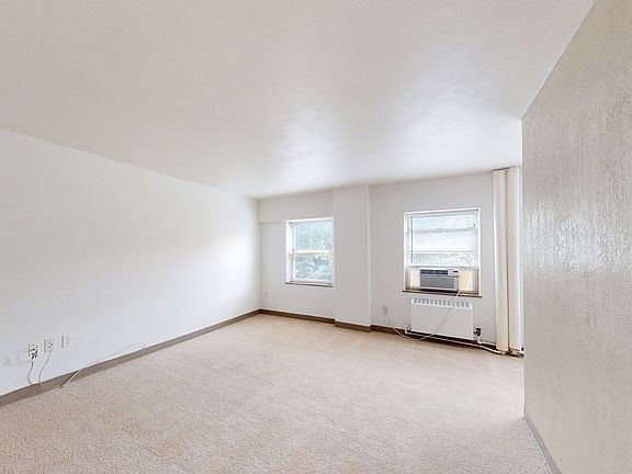 Dining/Living room