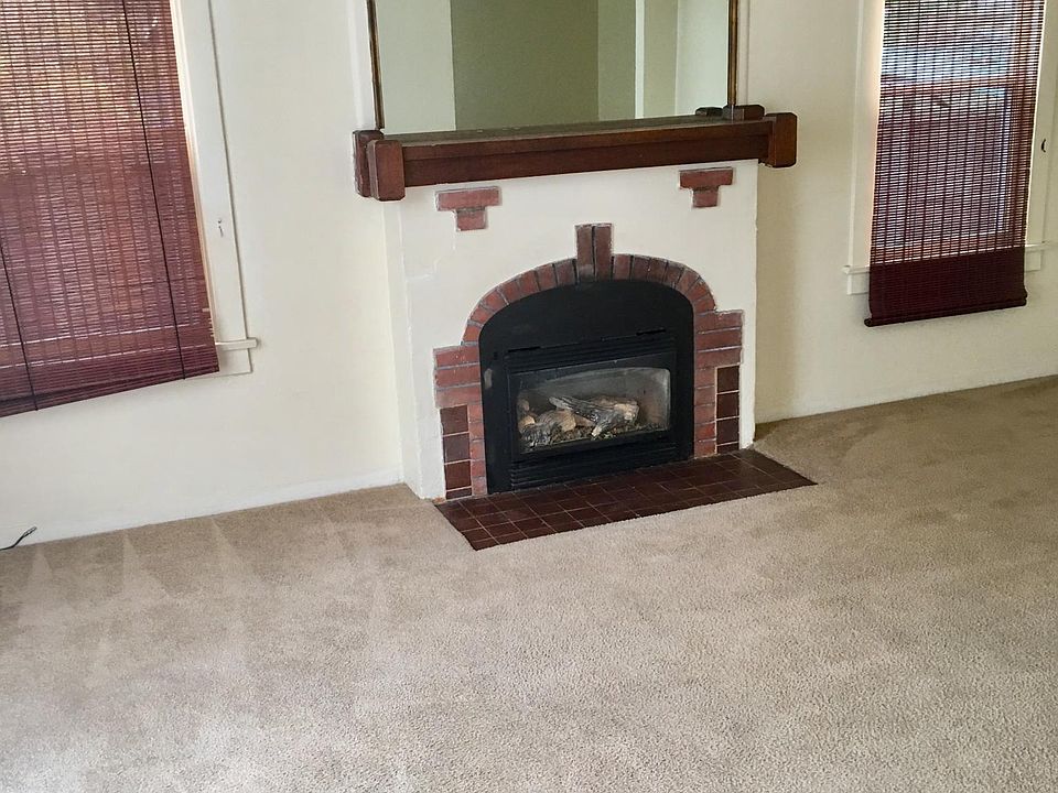 1st image of 1011 King St Unit 1011