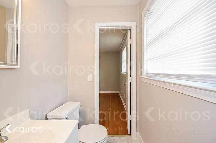 313 Shoreditch Dr — Photo 11
