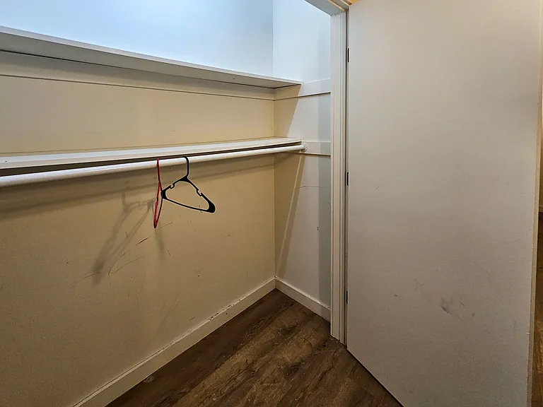 619 N 35th St #102 — Photo 15