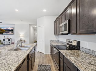 26582 Armadillo Dr, Hempstead, TX 77445