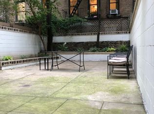 323 W 82nd St, New York, NY 10024