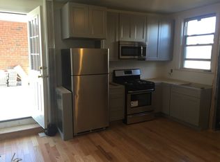 391 Manhattan Ave APT 2R, Brooklyn, NY 11211