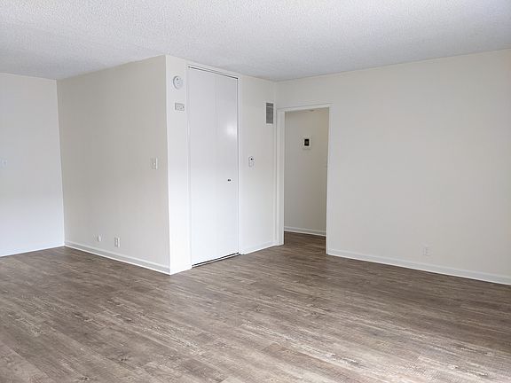 2nd image of 135 N Hayworth Ave APT 304