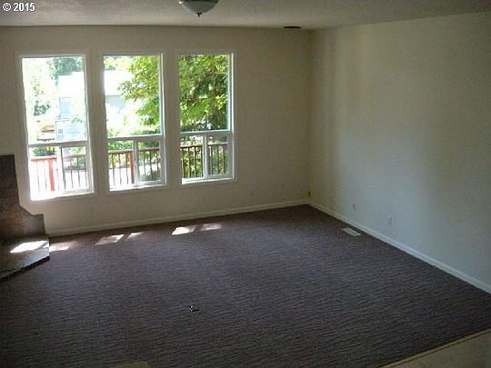 3rd image of 2026 Parkside Ct