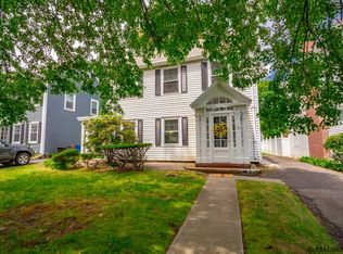 94 S Pine Ave, Albany, NY 12208