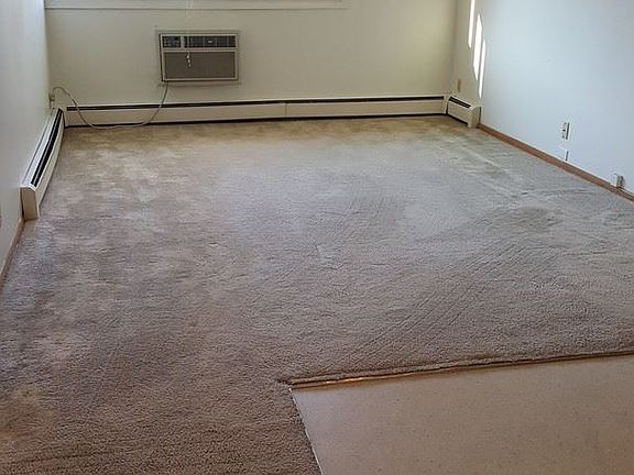 3rd image of 3355 N Oakland Ave APT 304