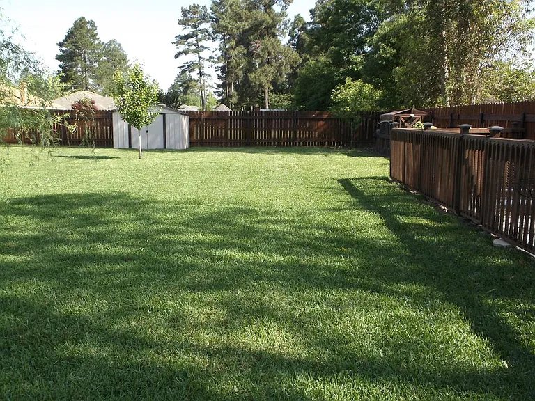 1624 Glendale Rd — Photo 4