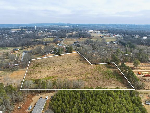 4th image of 211 Hub Greer Rd