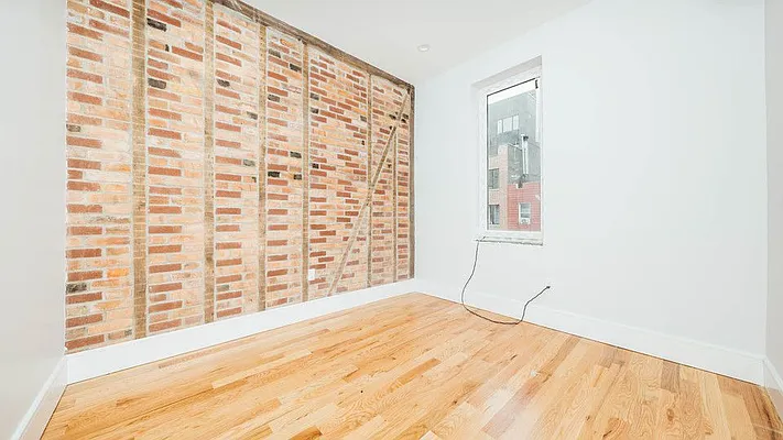 Rented by Nooklyn NYC LLC | media 70