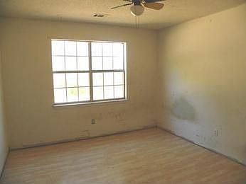 2nd image of 10806 Flat Shoals Rd #R