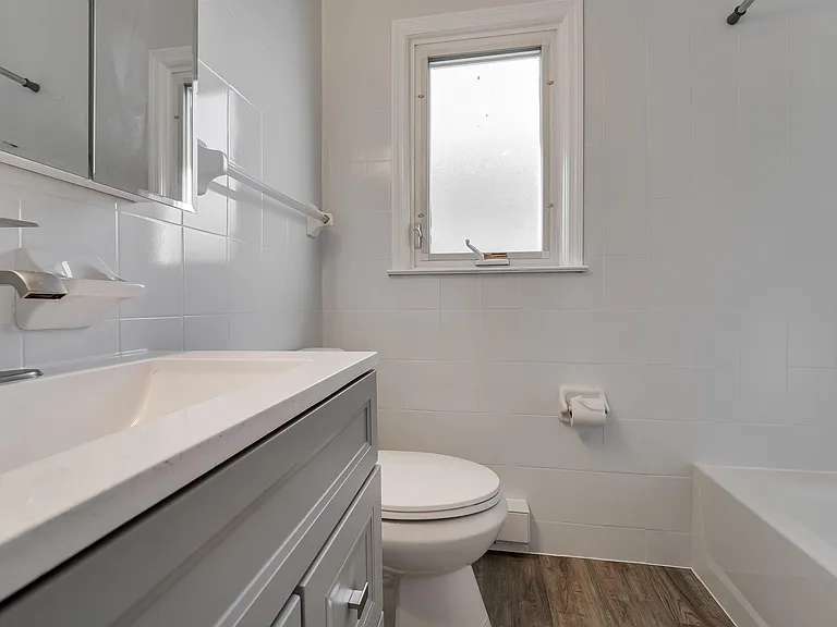 79 Hoyt St #2 — Photo 10