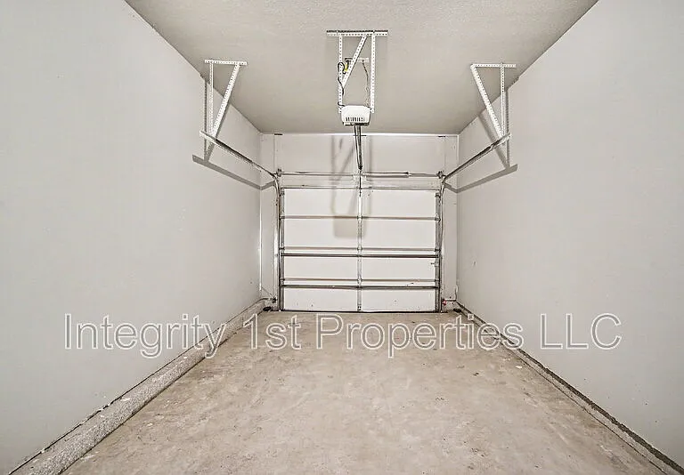 10510 Clubhouse Dr — Photo 25