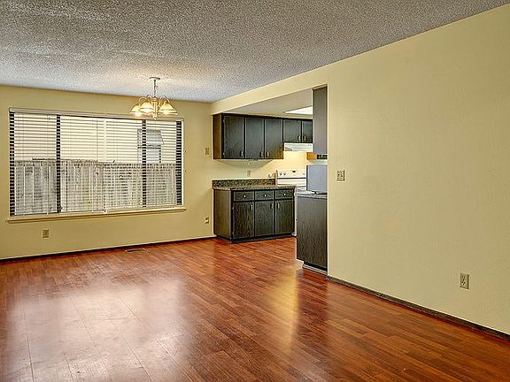 5th image of 12421 105th Ave NE