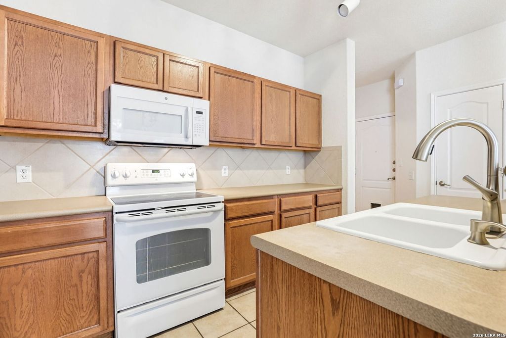 6038 Pecan Tree, San Antonio, TX - View 6