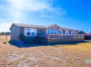 2090 Old Houston Hwy, Beeville, TX 78102