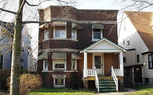 1st image of 1116 W Garnett Pl