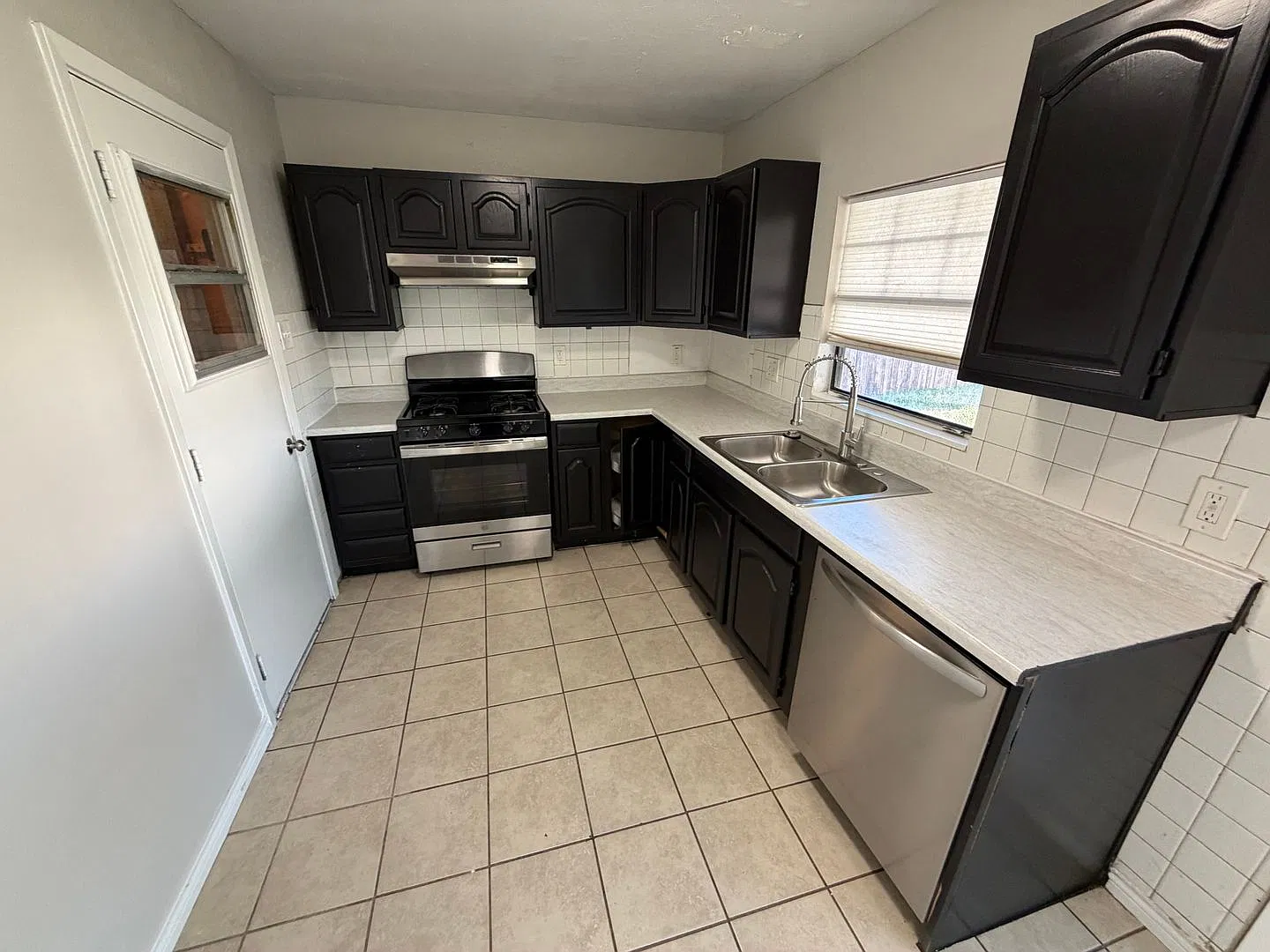 315paldao Dr — Photo 4