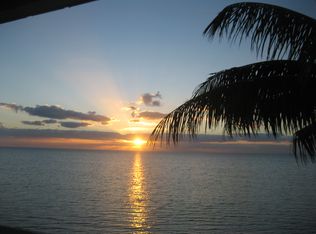 572 SE 20th Ave, Deerfield Beach, FL 33441
